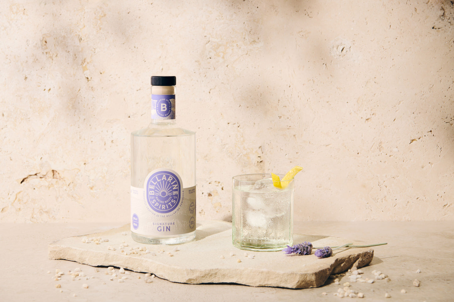Signature Gin 700ml 39%abv